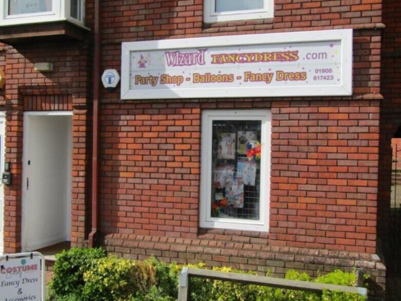 14 The Green, Newport Pagnell à louer - Photo du bâtiment - Image 2 de 3