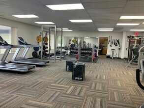 3570 Executive Dr, Uniontown, OH for lease Building Photo- Image 2 of 7