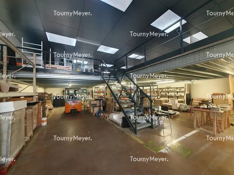 Industrial in Eysines for lease Interior Photo- Image 1 of 8