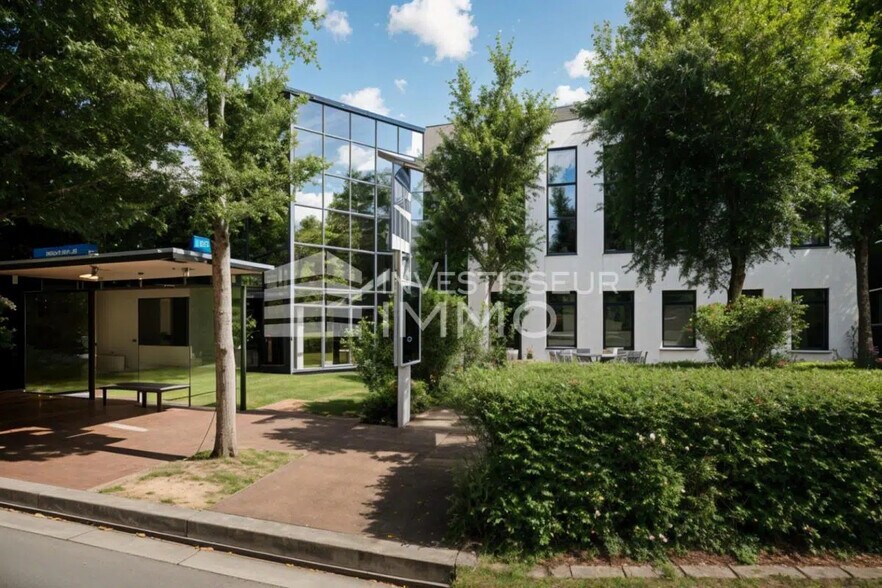 Bureau dans Antony à louer - Photo du bâtiment - Image 2 de 3