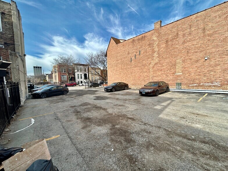 3453 S Prairie Ave, Chicago, IL à louer - Photo du bâtiment - Image 3 de 21