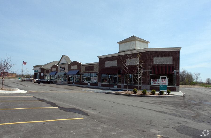 58804-58892 Gratiot Ave, New Haven, MI for lease - Building Photo - Image 2 of 3