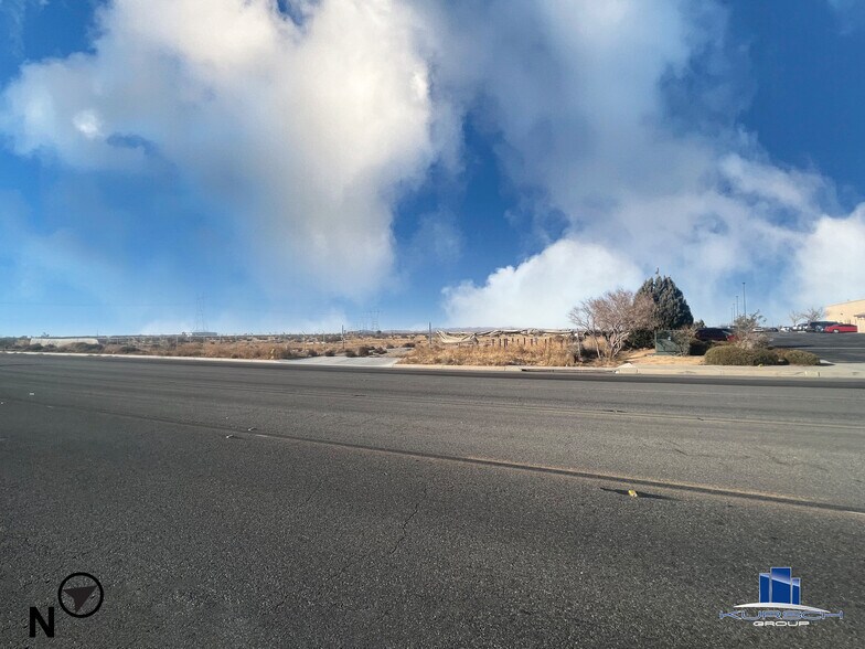 000 Rancho Road, Adelanto, CA à vendre - Photo du bâtiment - Image 2 de 6