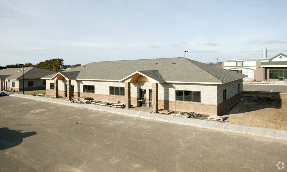 2 Enterprise Ave, Isanti, MN for sale - Building Photo - Image 2 of 5