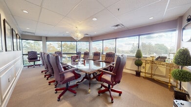 305 E Eisenhower Pkwy, Ann Arbor, MI for lease Interior Photo- Image 1 of 5