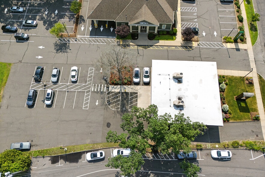 1930 Wilbraham Rd, Springfield, MA for sale - Building Photo - Image 3 of 6