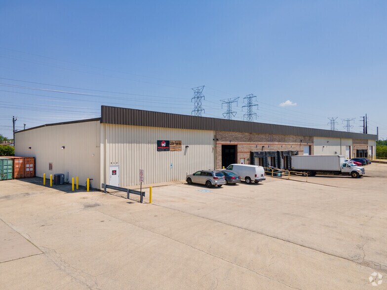 510-530 Oakleaf Ct, Joliet, IL à louer - Photo principale - Image 2 de 7