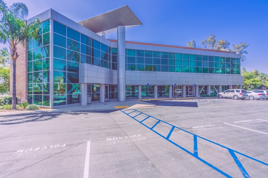 3998 Inland Empire Blvd, Ontario, CA for lease - Building Photo - Image 2 of 6