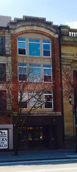 58 King St E, Hamilton, ON for sale - Primary Photo - Image 1 of 1