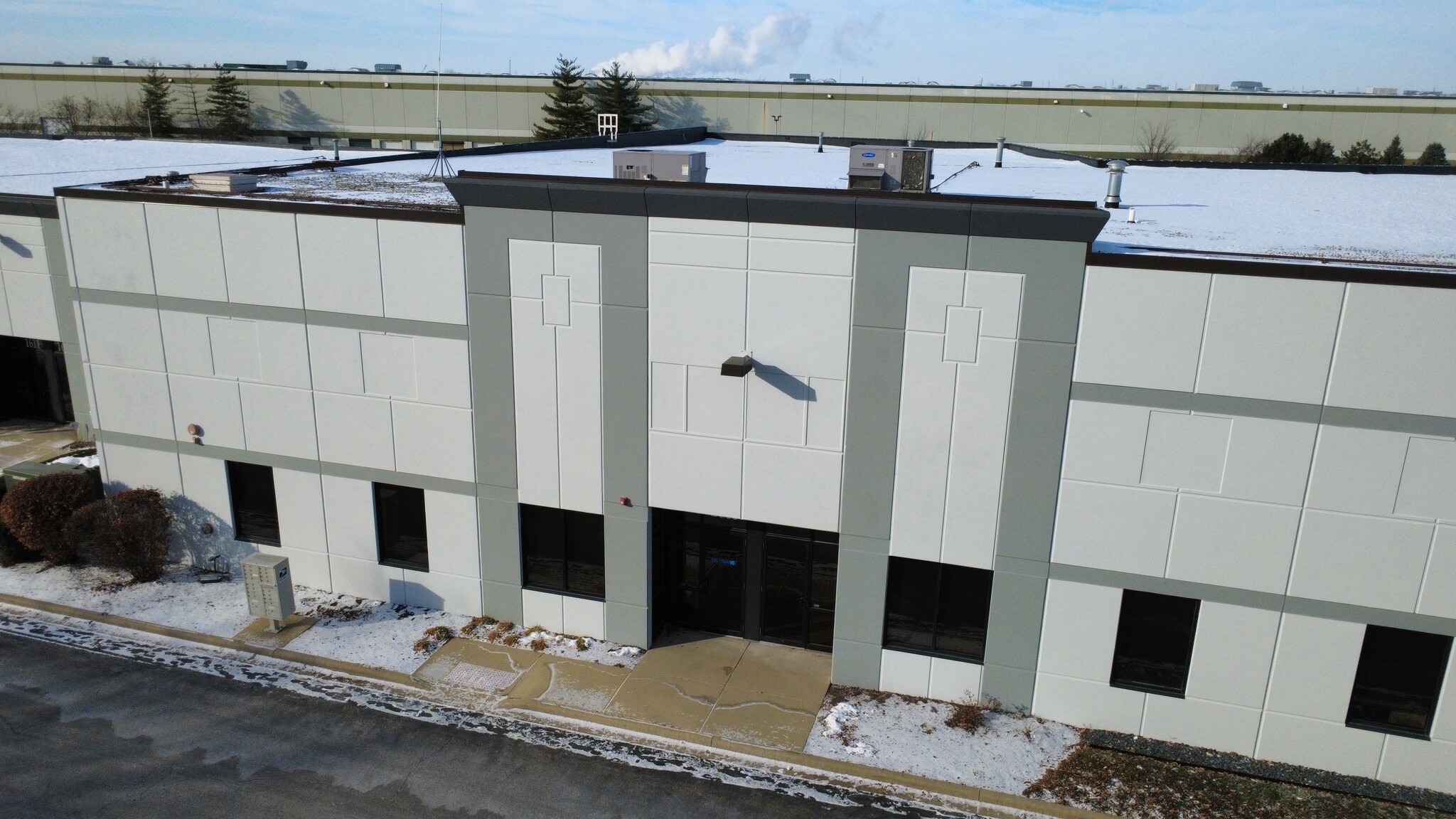 1601-1627 Rock Creek Blvd, Joliet, IL for lease Primary Photo- Image 1 of 16