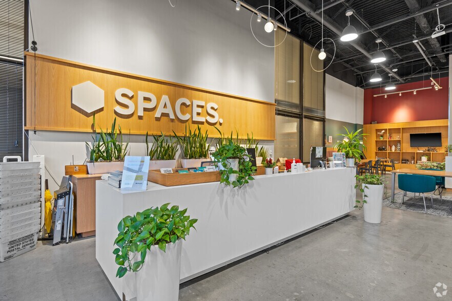 3031 Tisch Way, San Jose, CA à louer - Photo du bâtiment - Image 3 de 29