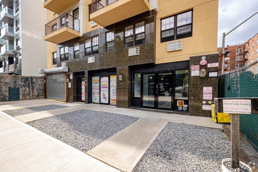 144-77 Barclay Ave, Flushing, NY à louer - Photo du bâtiment - Image 3 de 6