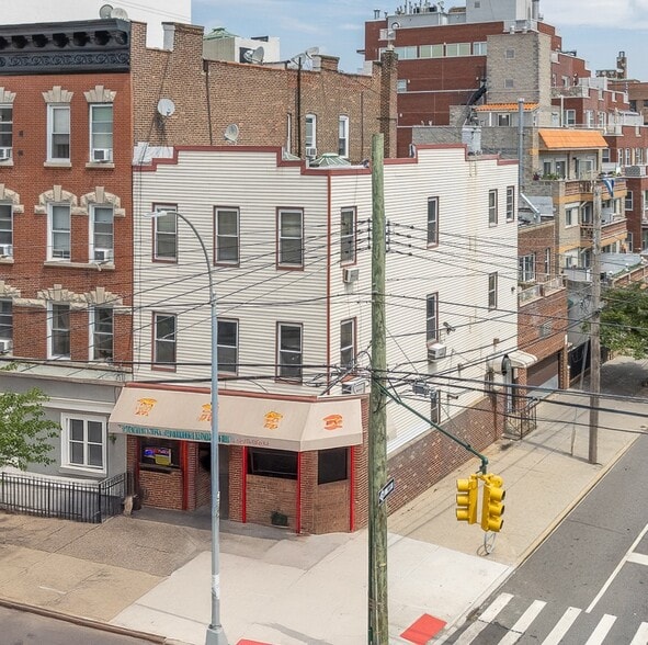 2339 Astoria Blvd, Long Island City, NY à vendre - Photo principale - Image 1 de 19