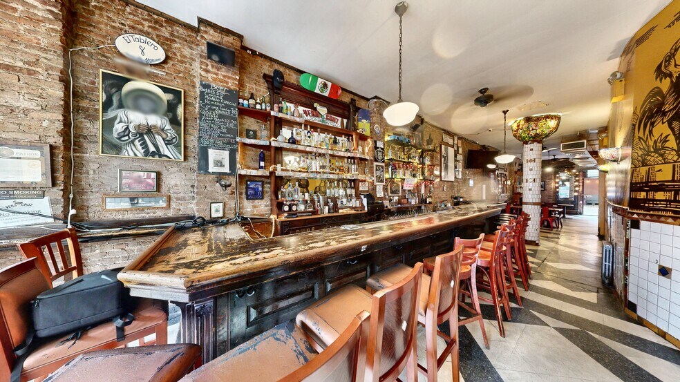 195 Bedford Ave, Brooklyn, NY à louer - Photo intérieure - Image 2 de 24