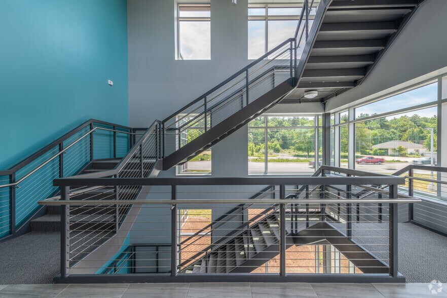 198 Charlton Rd, Sturbridge, MA à louer - Photo intérieure - Image 3 de 21