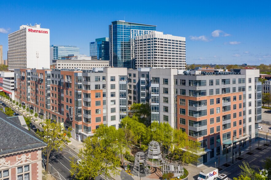 3411 Chestnut St, Philadelphia, PA for lease - Primary Photo - Image 1 of 428