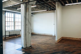 1618-1620 Central Ave NE, Minneapolis, MN for lease Interior Photo- Image 2 of 5