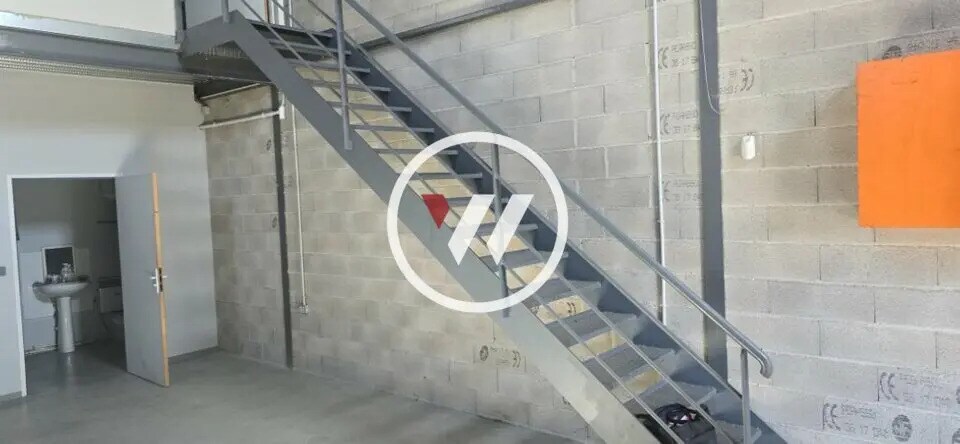 Industrial in Gardanne for lease - Interior Photo - Image 3 of 5