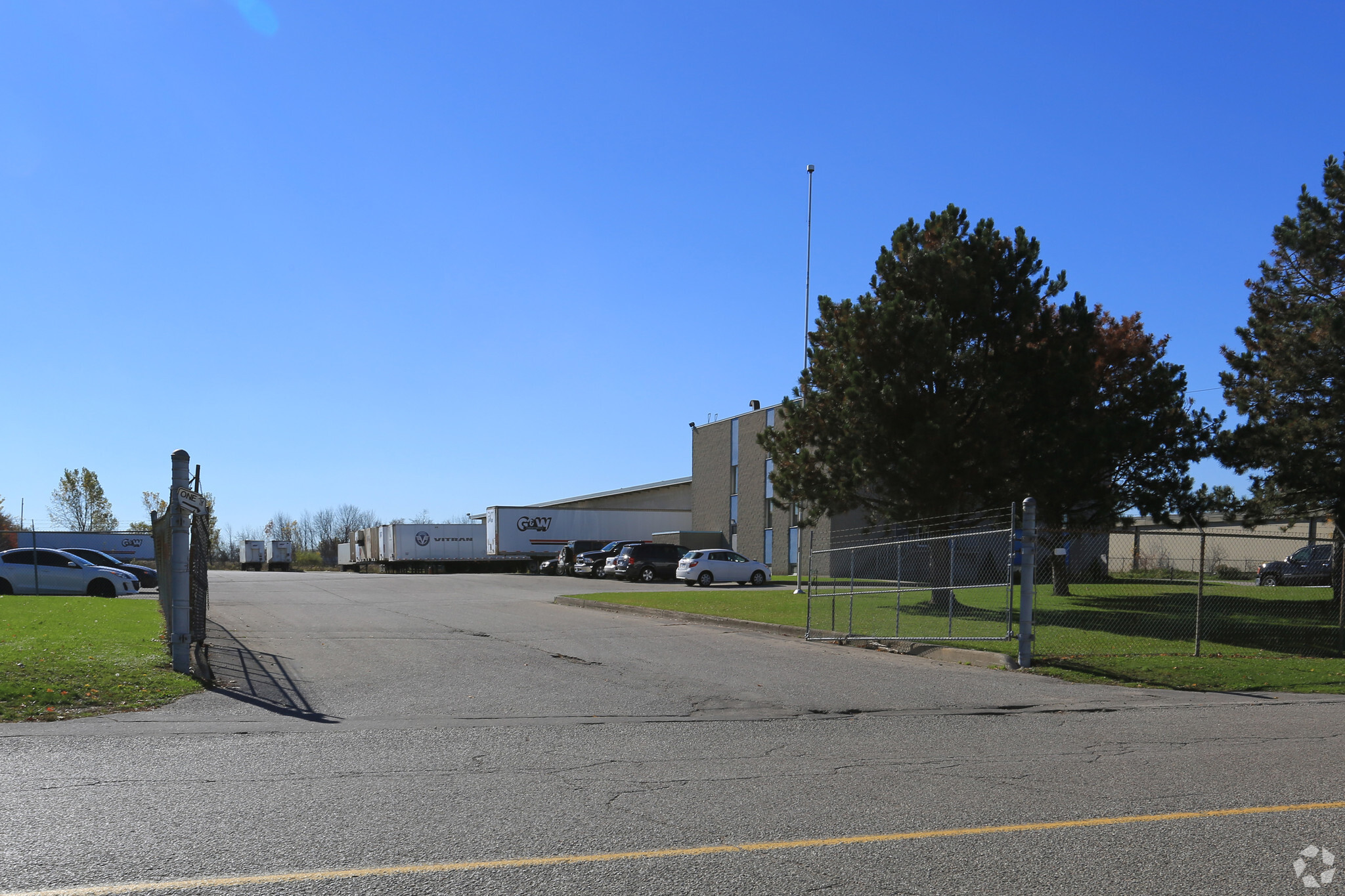 85 Webster Rd, Kitchener, ON for lease Primary Photo- Image 1 of 3