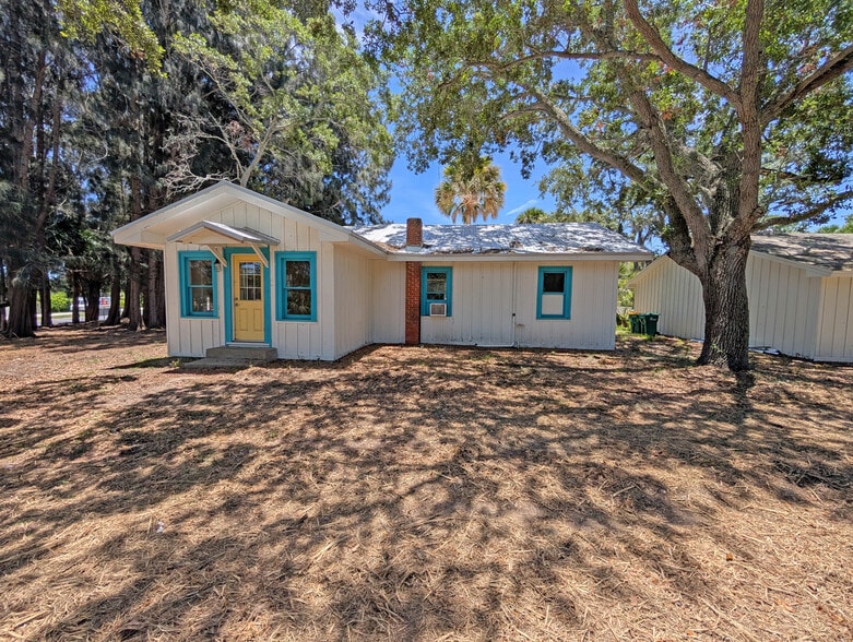2735 Allen Hill Ave, Melbourne, FL for lease - Building Photo - Image 2 of 9