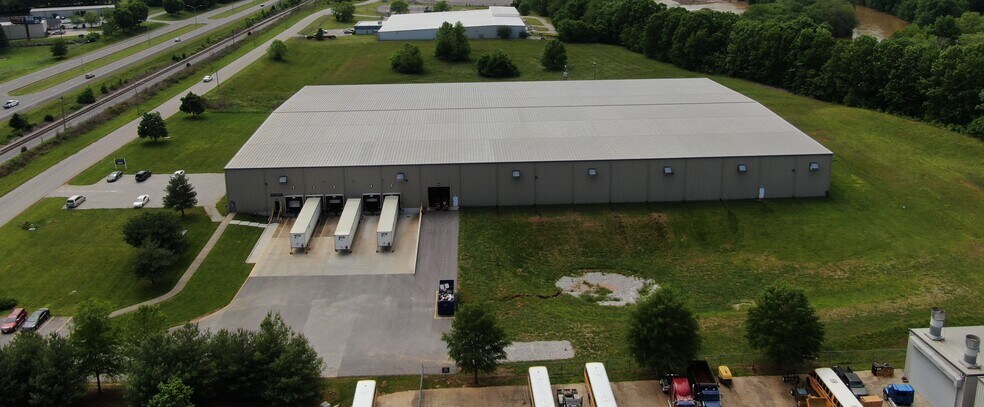 370 High Rail Way, Bowling Green, KY à louer - Photo du bâtiment - Image 3 de 14