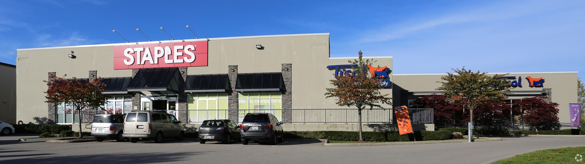 3003 Grandview Hwy, Vancouver, BC à louer Photo principale- Image 1 de 6