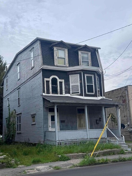 Huge Johnstown Real Estate Portfolio portefeuille de 2 propriétés à vendre sur LoopNet.ca - Photo du bâtiment - Image 3 de 10