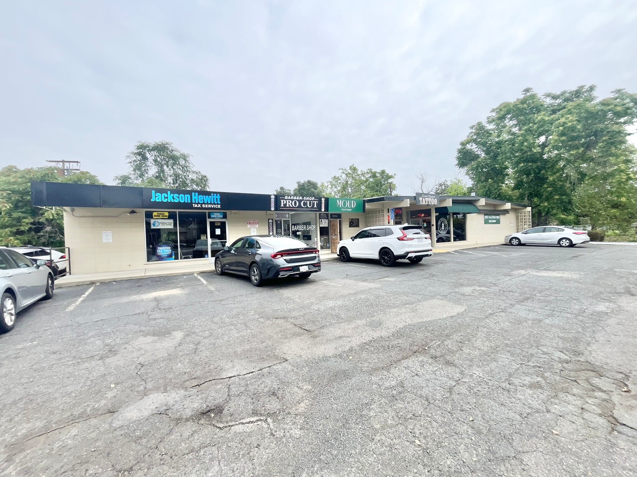 601-605 Douglas Blvd, Roseville, CA for lease Primary Photo- Image 1 of 10