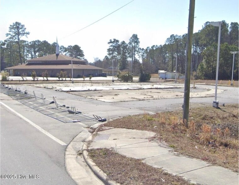 116 Piney Green Rd, Jacksonville, NC à vendre - Photo du bâtiment - Image 2 de 5