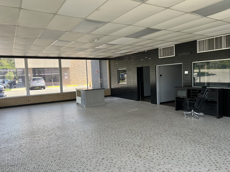 3485 S Monroe St, Tallahassee, FL for sale - Building Photo - Image 2 of 8