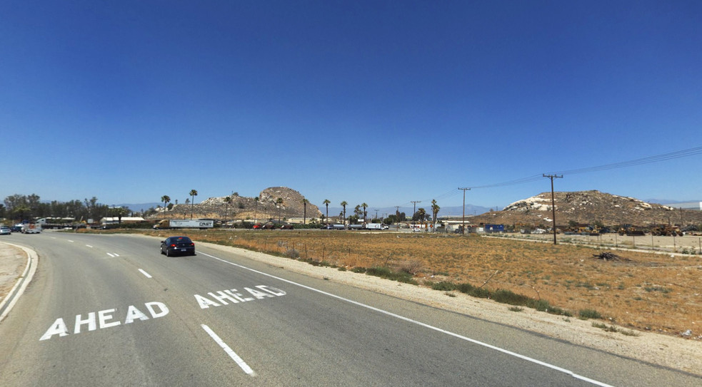 5620 Market St, Jurupa Valley, CA for sale - Primary Photo - Image 1 of 1