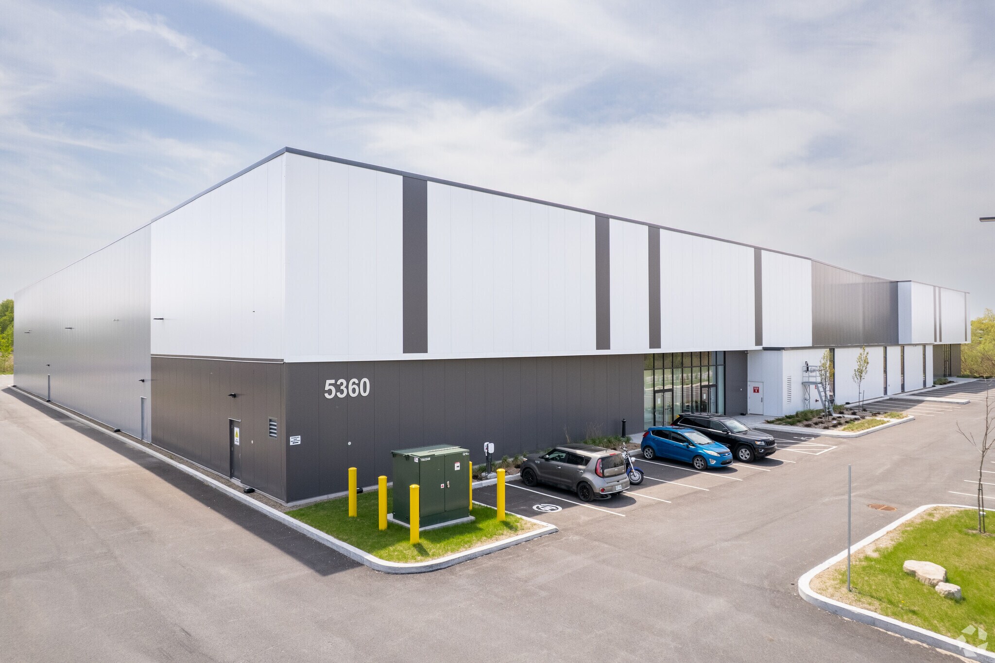 5360 Av Pierre-Dansereau, Salaberry-de-valleyfield, QC for sale Primary Photo- Image 1 of 1