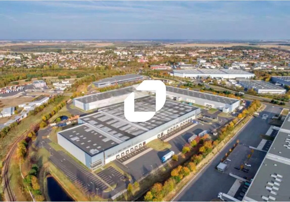 Industrial in Combs-la-Ville for lease Aerial- Image 1 of 2