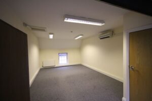 2 Southampton Rd, Ringwood for lease Interior Photo- Image 2 of 2