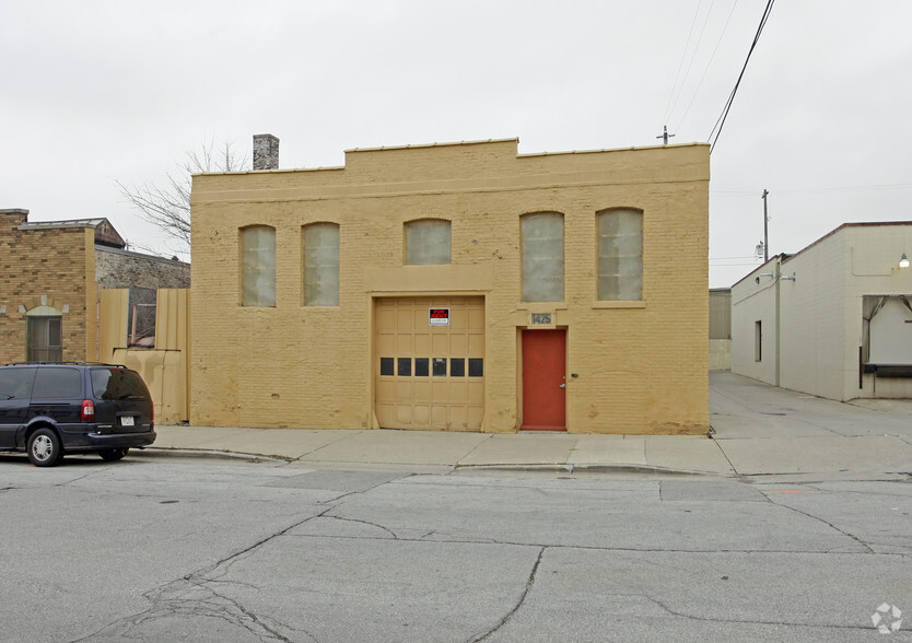 1425 N Vel R Phillips Ave, Milwaukee, WI for lease - Building Photo - Image 2 of 2