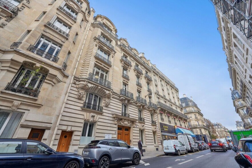 6 Rue De Madrid, Paris à louer - Photo du bâtiment - Image 1 de 16