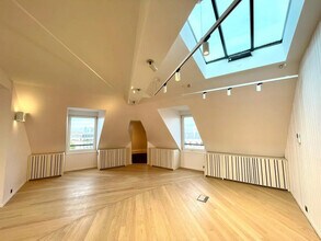 30 Rue D'Astorg, Paris for lease Interior Photo- Image 2 of 3