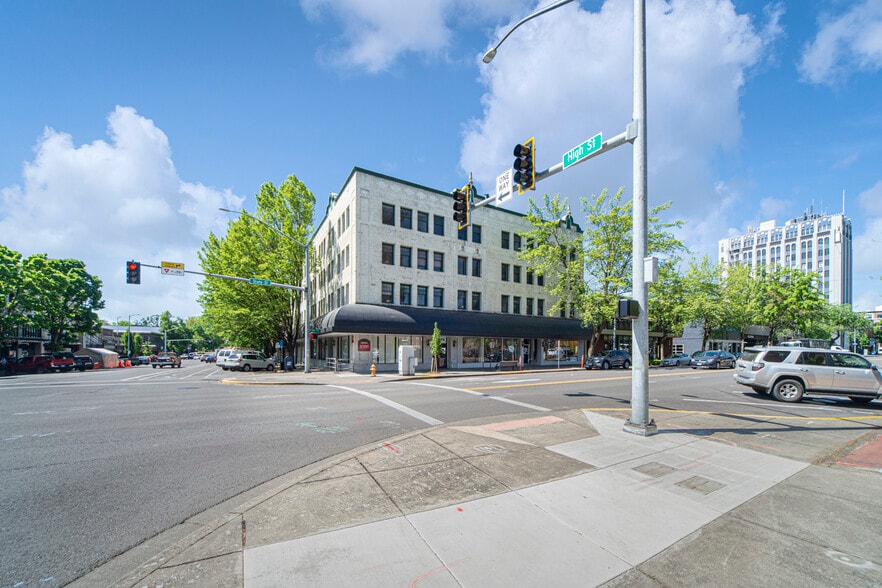 494 State St, Salem, OR for lease - Building Photo - Image 1 of 18