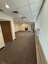 801 S Adams Rd, Birmingham, MI for lease Interior Photo- Image 2 of 7