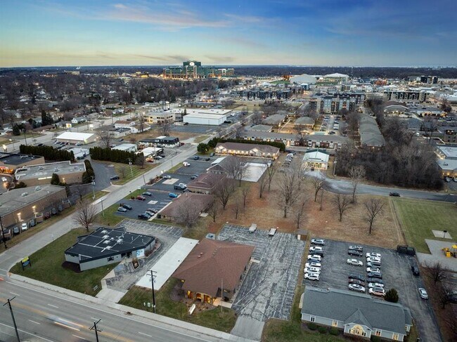 More details for 812 Cormier Rd, Ashwaubenon, WI - Office for Lease