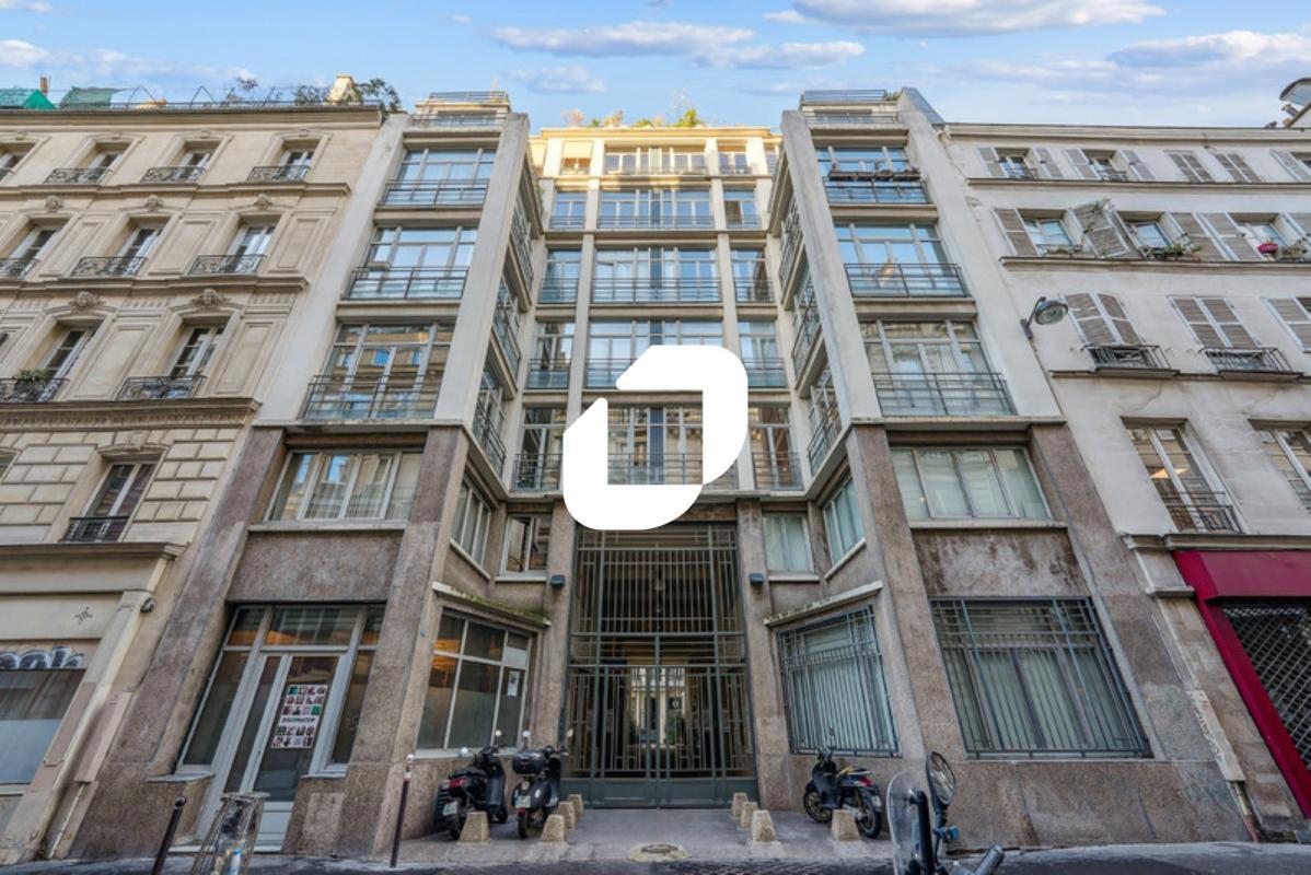 Office in Paris for sale Building Photo- Image 1 of 16