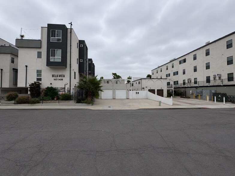 5419 Lauretta St, San Diego, CA à vendre - Photo du bâtiment - Image 3 de 12
