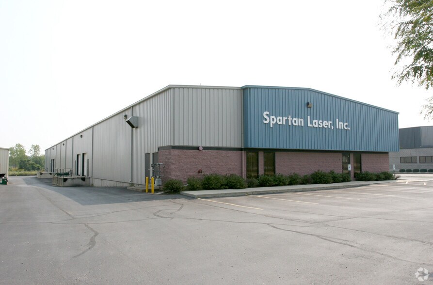 4501 Triangle St, McFarland, WI à louer - Photo du bâtiment - Image 2 de 17