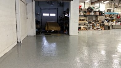 636 N Michigan Ave, Kenilworth, NJ à louer Photo intérieure- Image 2 de 9