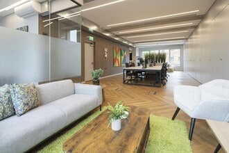 131-132 Shoreditch High St, Londres à louer Photo intérieure- Image 2 de 7