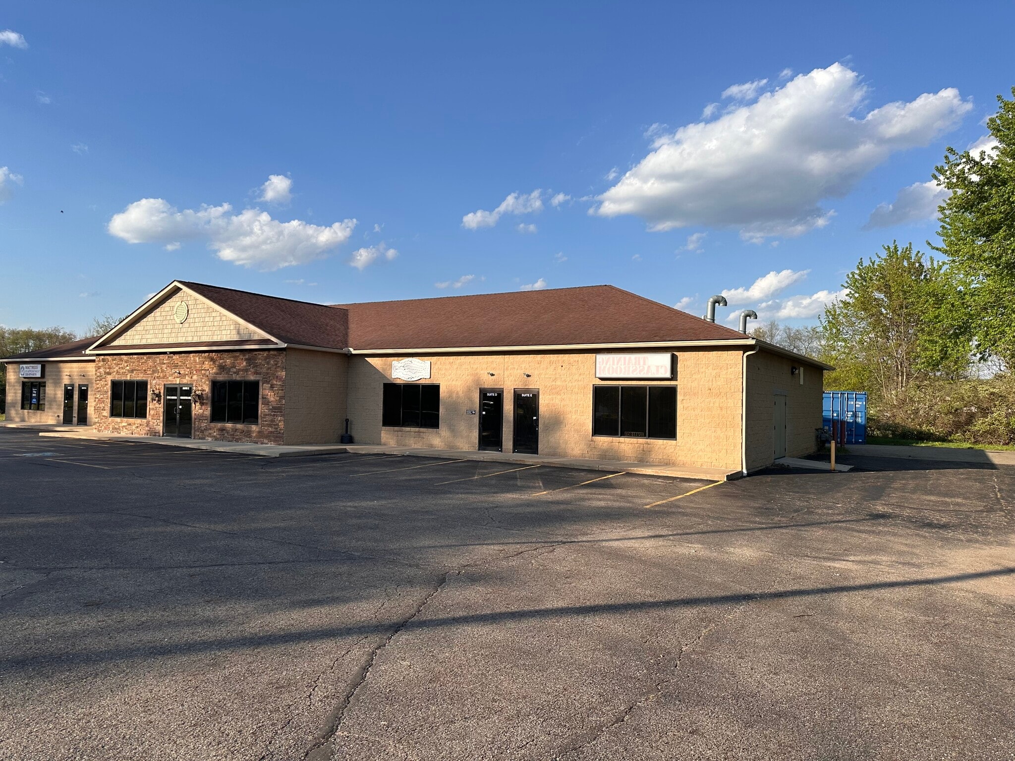 1315 N Wooster Ave, Strasburg, OH for lease Primary Photo- Image 1 of 34