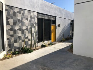 Plus de détails pour 2121 E Tahquitz Canyon Way, Palm Springs, CA - Bureau à louer
