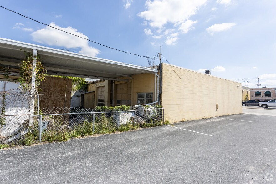 657 E Venice Ave, Venice, FL à vendre - Photo du bâtiment - Image 3 de 3