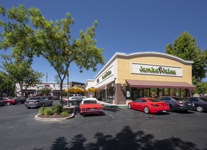 9308-9328 Elk Grove Blvd, Elk Grove, CA à louer - Photo du bâtiment - Image 3 de 9
