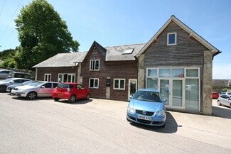 Plus de détails pour Manor Farm, Burcombe - Bureau à louer
